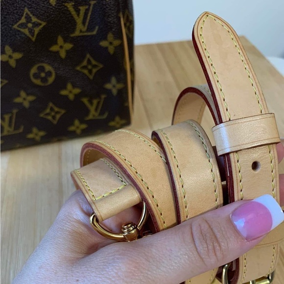 Louis Vuitton Monogram Speedy Bandouliere 30 - Picture 12 of 16